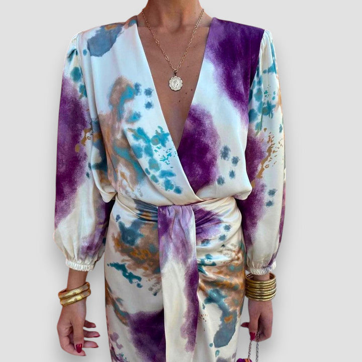 Larissa™ | Stylish V-Neckline Dress